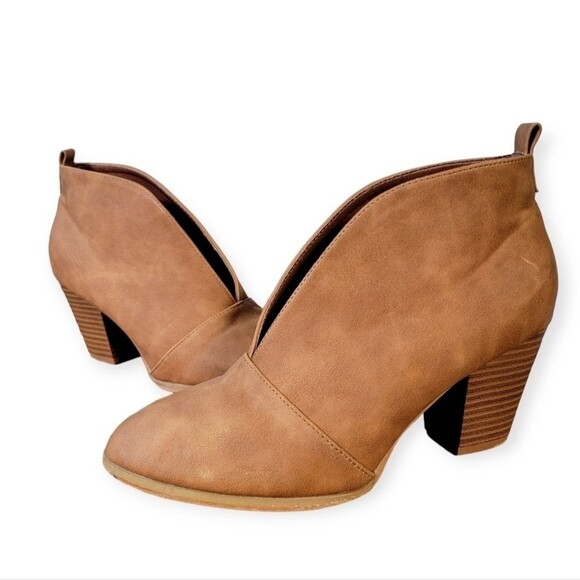 Weboo Slip on Ankle Boots Size 9 Contemporary Booties Vegan Leather - Picture 16 of 16